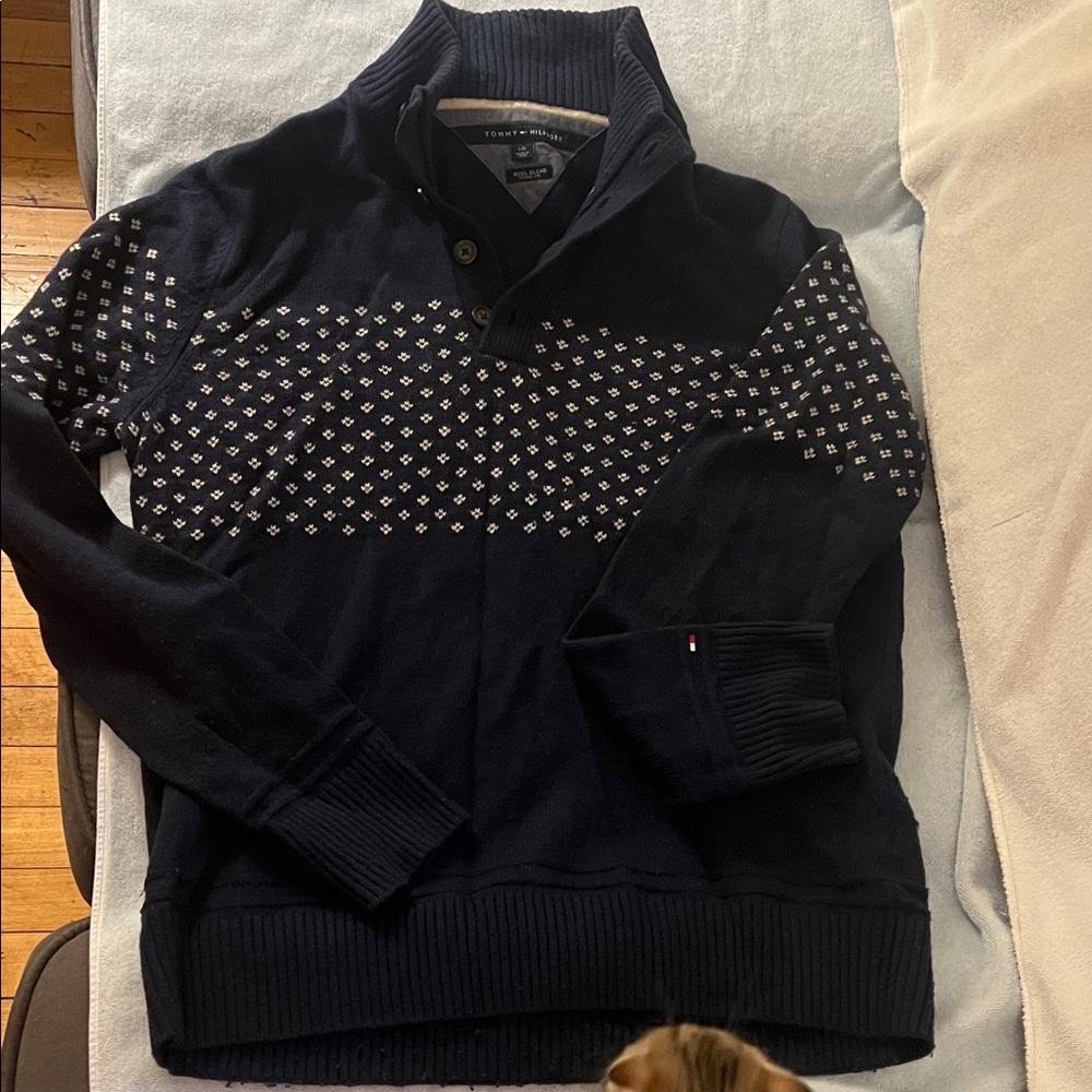 Tommy Hilfiger Men's Black Patterned Crewneck Sweater